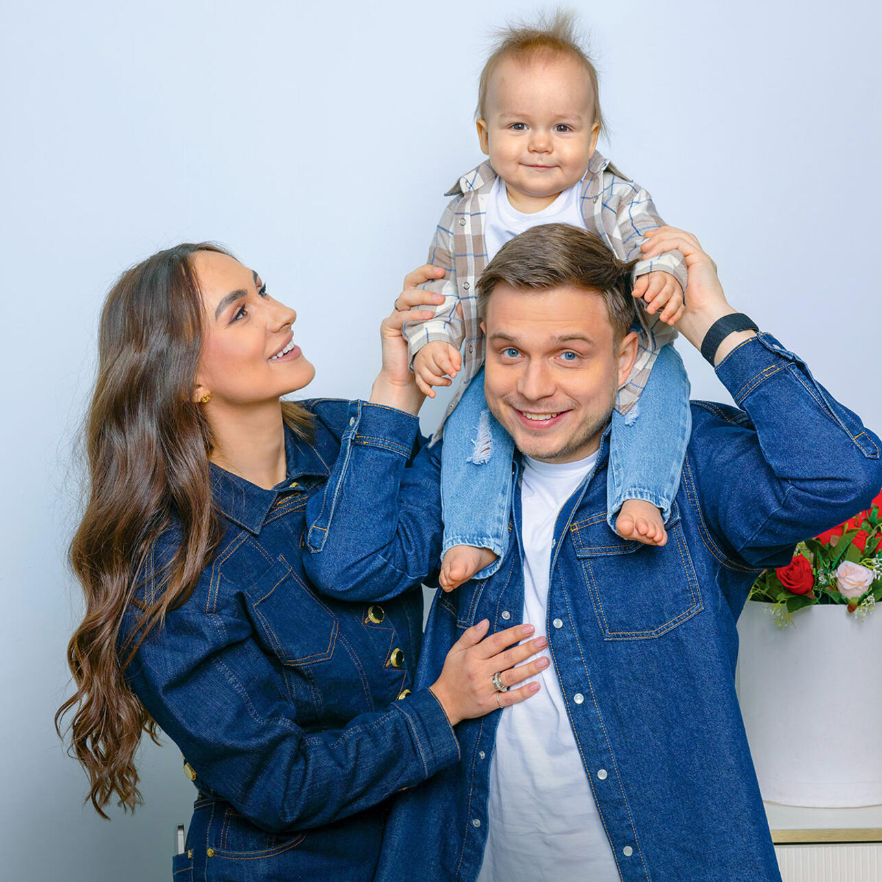 Антон и Валерия Ткачёвы с сыном