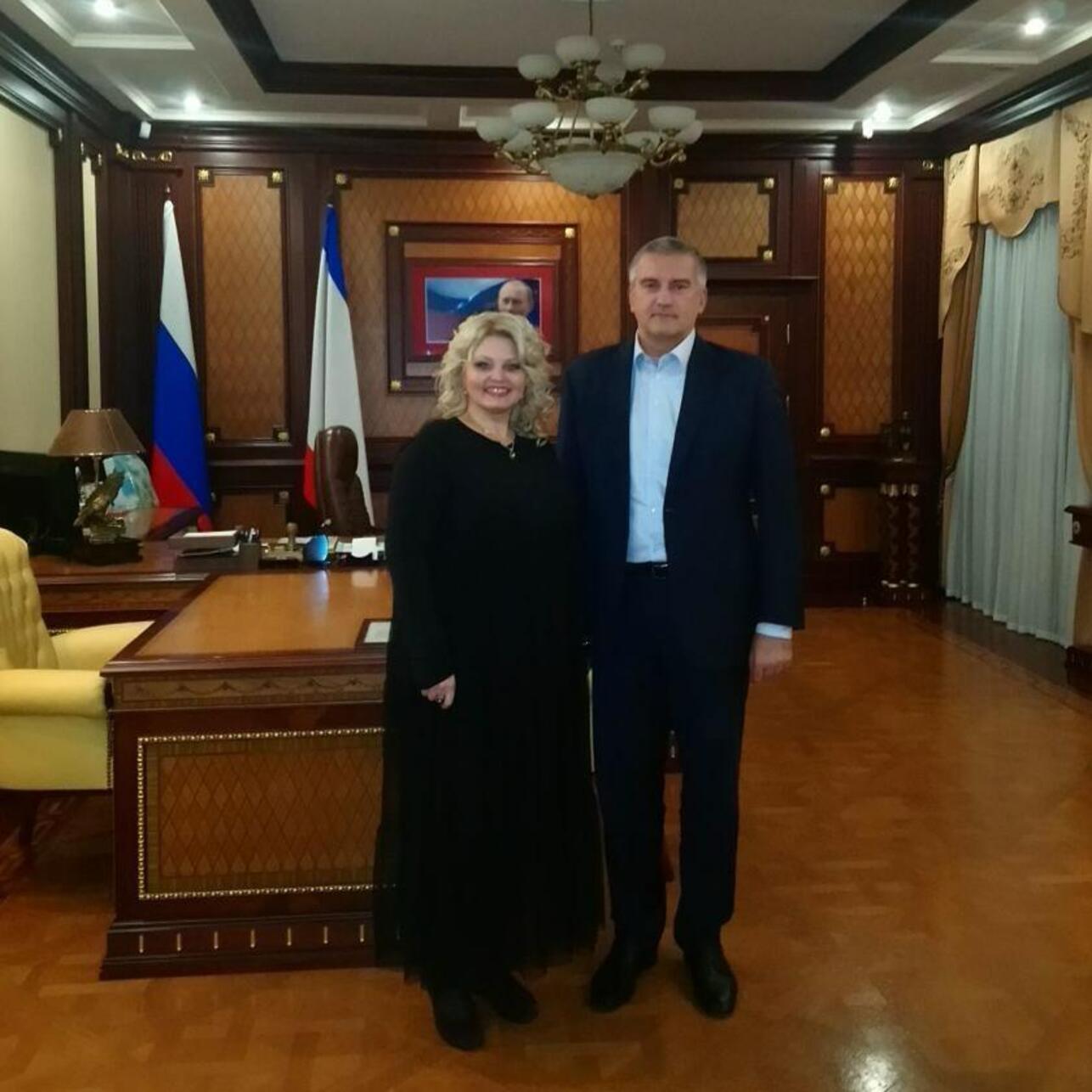 Ирина Гурницкая с главой Крыма Сергеем Аксеновым