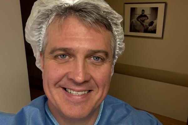 Исполнила заветную мечту: Денис Матросов показал свою жену сразу после родов