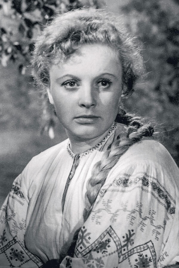 Алла Ларионова