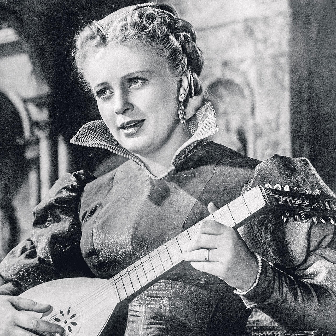 Алла Ларионова