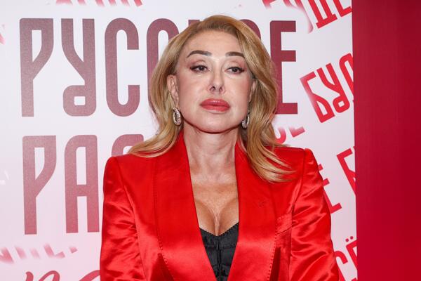 Успенская погнала пострадавшего от пластики Киркорова со сцены: «Чтобы оставил всех в покое»