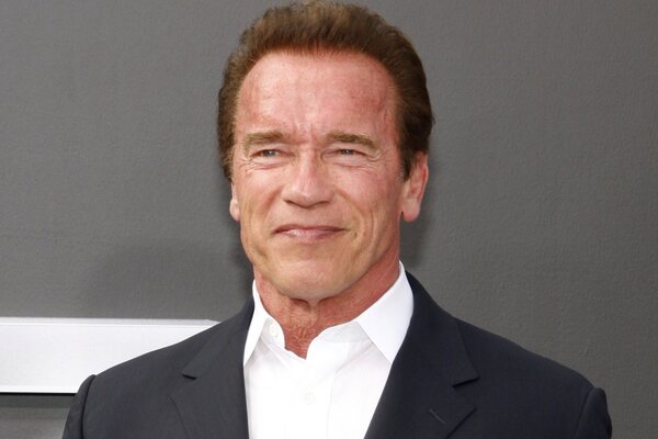 Арнольд Шварценеггер отпраздновал день рождения сына в спортзале