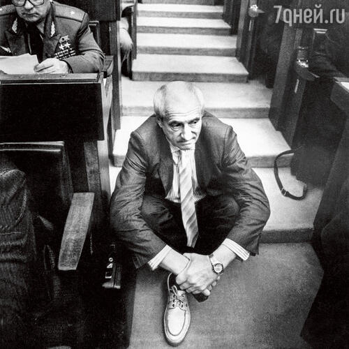 Марк Захаров в Госдуме, 90-е годы