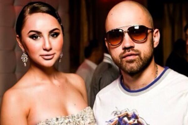 Попадите на концерт группы Artik&Asti в клубе RED 9  октября!