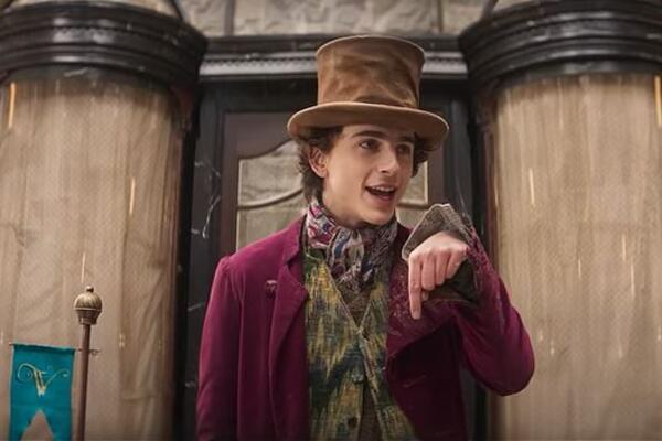 Тимоти Шаламе делает шоколад в трейлере «Вилли Вонки» 