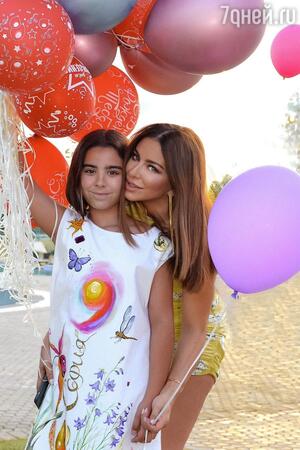 Ани Лорак с дочерью