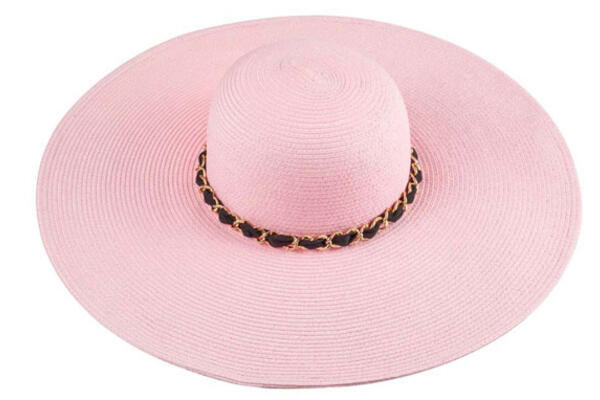 Вспомните свои курортные романы и получите за это подарки!