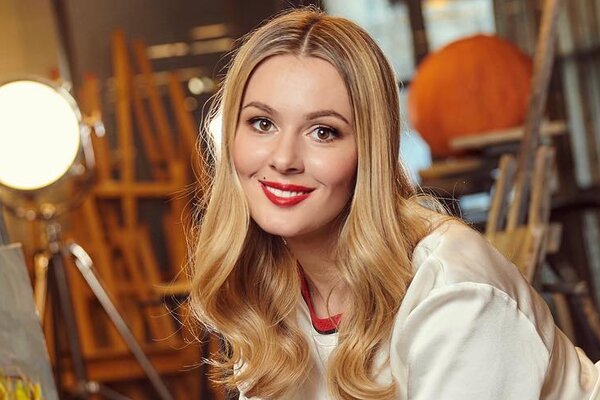 Мария Кожевникова проверяет нянь на детекторе лжи