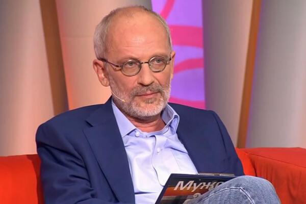 Александр Гордон не смолчал про вышедшую из тени Пугачеву: «Главная мафиозница»
