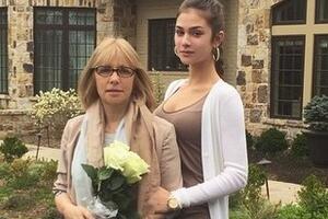 Вера Глаголева рассказала, что думает о грядущей свадьбе дочери