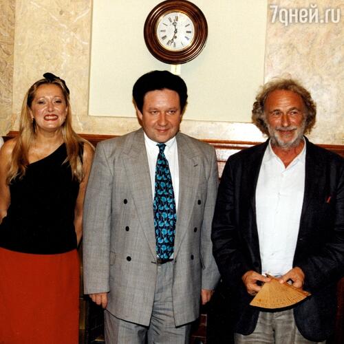 Татьяна Михалкова, Александр Митрошенков и Пьер Ришар на показе 