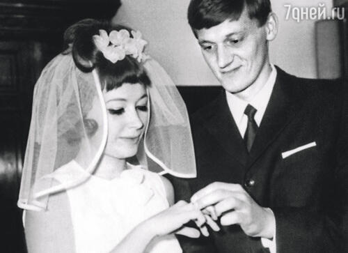 Свадьба Аллы Пугачевой и Миколаса Орбакаса. 8 октября 1969 года

