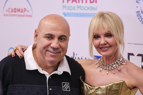 Трижды выходившая замуж Валерия рассказала, как заполучила настоящее сокровище в виде Пригожина