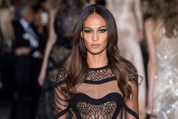  Atelier Versace      