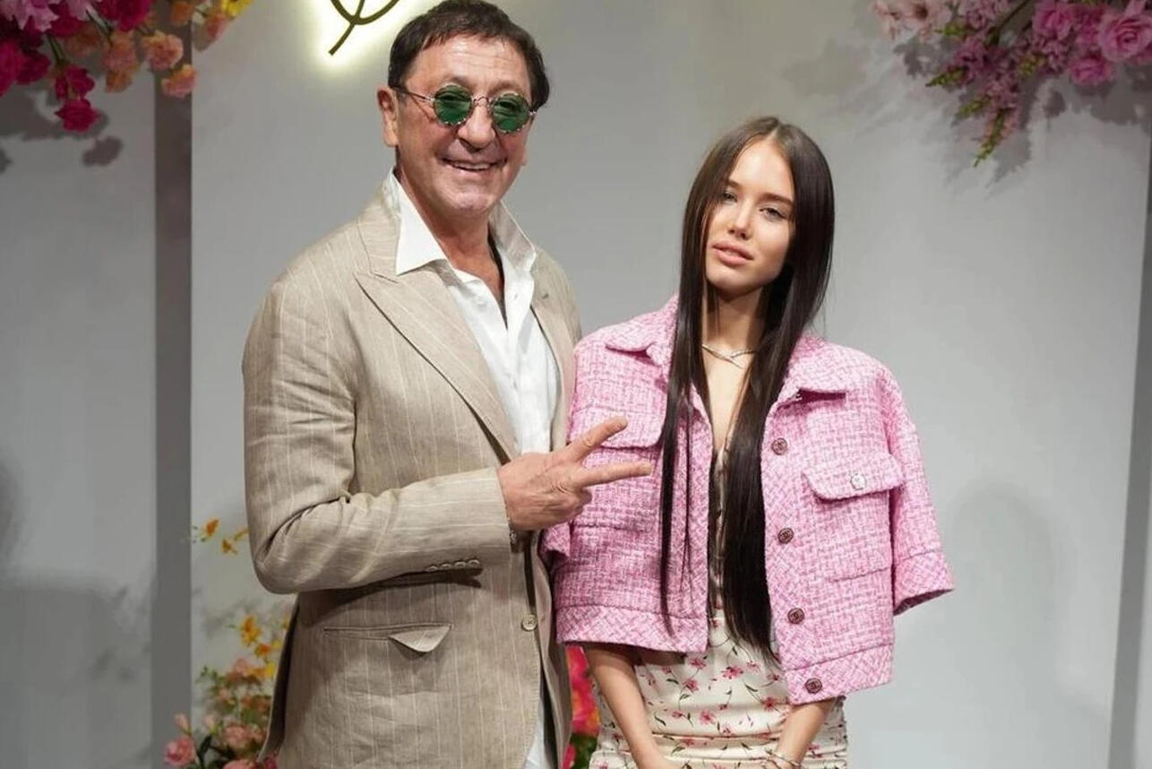 РњРѕР&raquo;РѕРґР&deg;СЏ РЅР&micro;РІР&micro;СЃС&sbquo;Р&deg; Р&rsaquo;Р&micro;РїСЃР&deg; РїРѕРєР&deg;Р&middot;Р&deg;Р&raquo;Р&deg; РѕСЃРёРЅСѓСЋ С&sbquo;Р&deg;Р&raquo;РёСЋ РІ РєСѓРїР&deg;Р&raquo;СЊРЅРёРєР&micro; вЂ&rdquo; РїР&micro;РІС&dagger;Сѓ РїРѕРІР&micro;Р&middot;Р&raquo;Рѕ