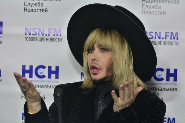 «Селфи на фоне трупа»: Зверев обвинил врачей в пьянстве и дискотеке во время его операции 
