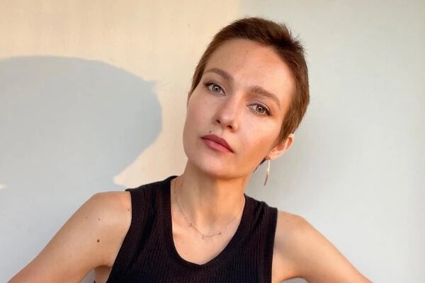 Выяснилось, почему дочке Брик не сказали о смерти мамы