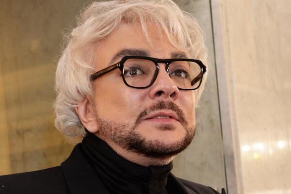 Получают свою копеечку: дети Киркорова зарабатывают вместе с прислугой