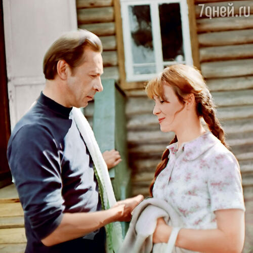 «К общению с девушками Ефремов относился легко. Но оказывал на них какое-то гипнотическое действие». Олег Ефремов и татьяна Дегтярева в фильме «Нюркина жизнь». 1971 г.