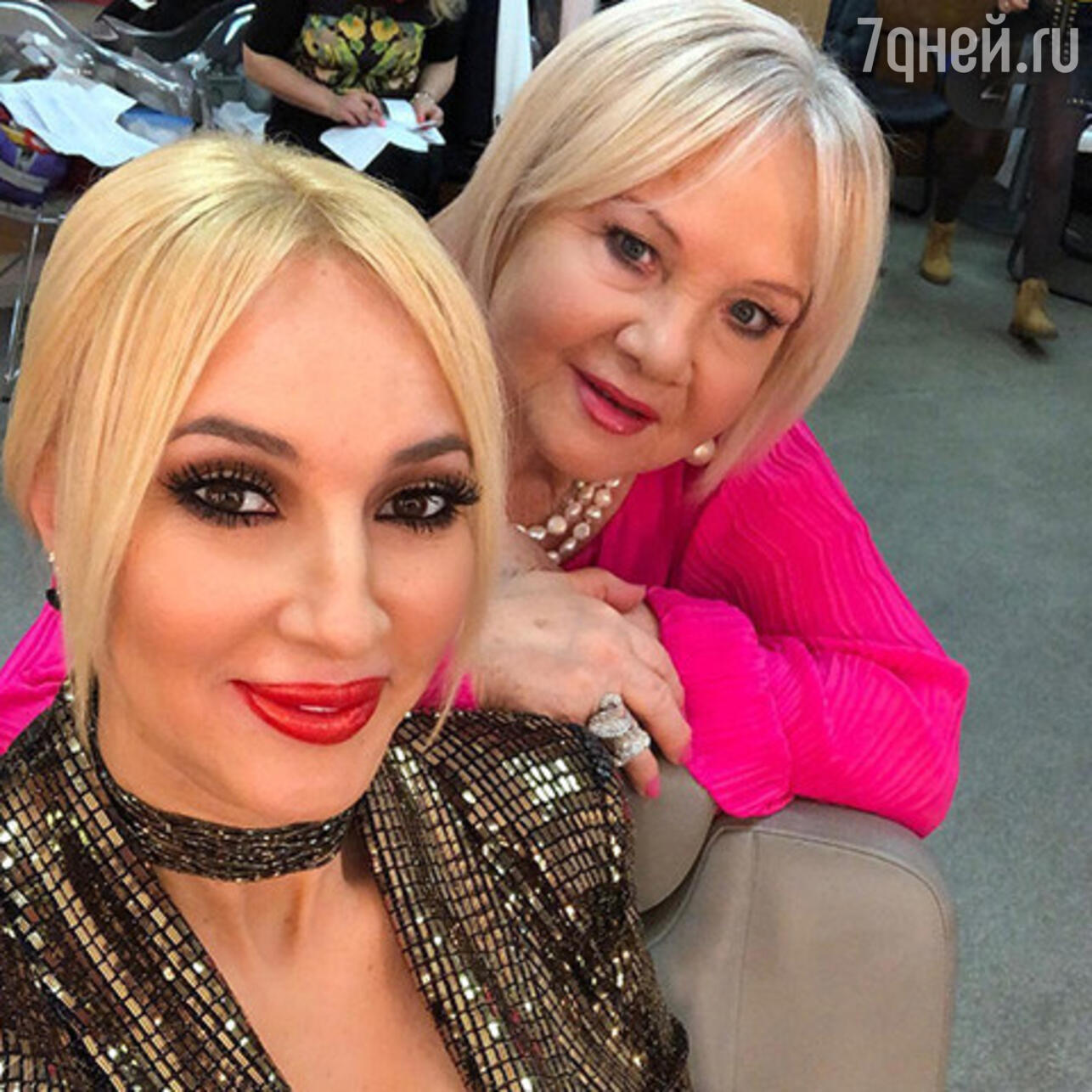 Лера Кудрявцева с мамой