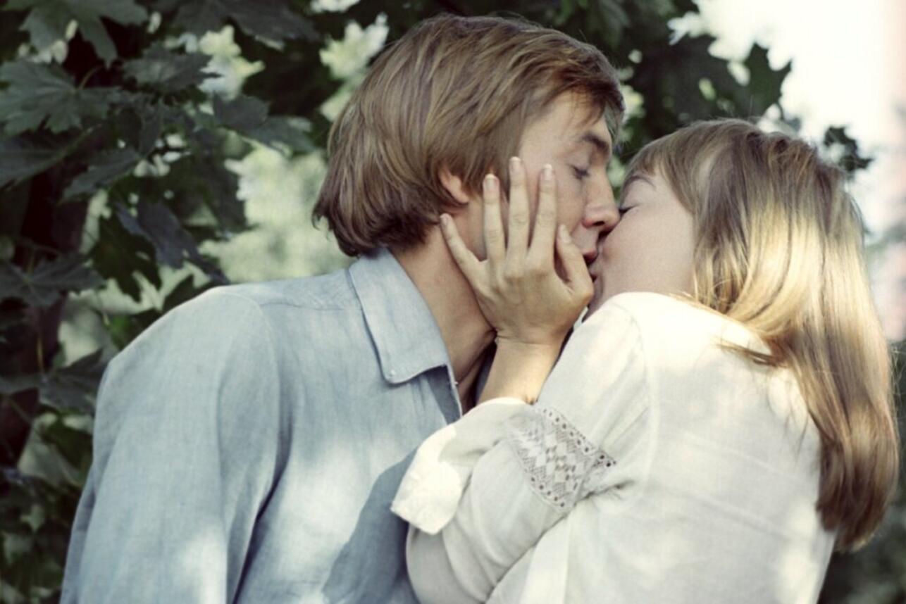 кадр из фильма «Романс о влюбленных» (1974) фото