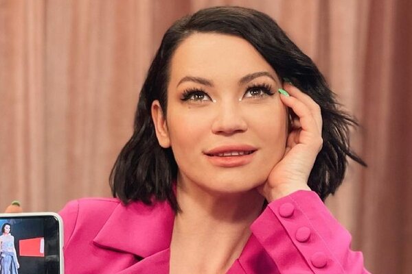 «Деньги не важны»: разведенная Ида Галич заговорила о связи с простым пожарным