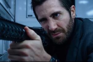 Ограбление и взрывы: вышел первый трейлер «Скорой помощи» с Джейком Джилленхолом