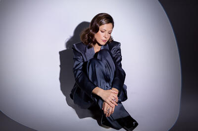 Елена Лядова: «Я выбросила все лишнее — и вдруг начала слышать себя»