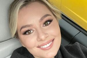 Потерявшая волосы Кожевникова показала новорожденного сына в роддоме Потерявшая волосы Кожевникова показала новорожденного сына в роддоме