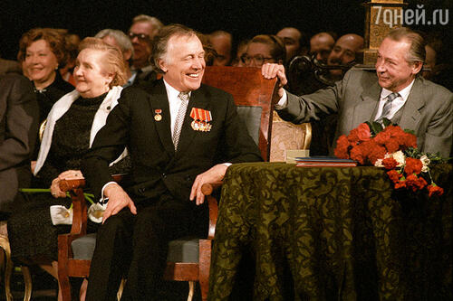 С Олегом Ефремовым на праздновании своего 60-летия. 1985 г.