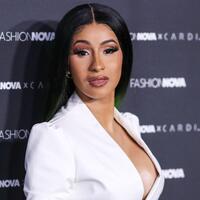 Карди Би опозорилась на концерте