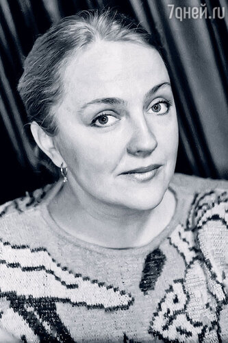 Мама Андрея мне объясняла: «Катенька, у тебя муж — Моцарт. Береги его. Будь ему женой и возлюбленной, а не актрисулей. Прощай его»
