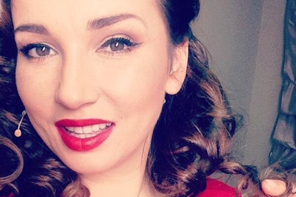 Анфиса Чехова поможет жертвам пластических хирургов