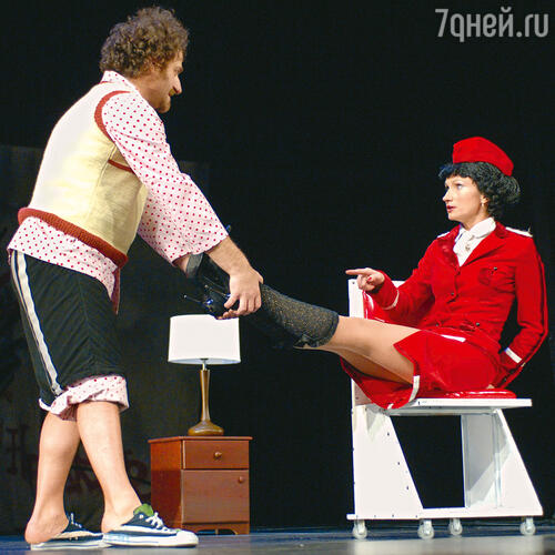 С Ольгой Прокофьевой в спектакле «Муж моей жены». 2006 г.