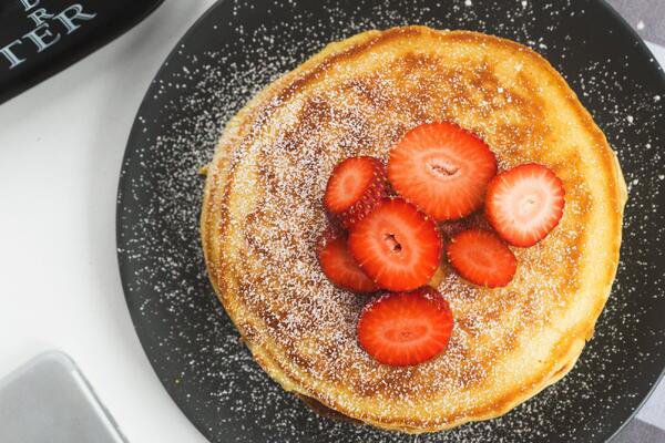 Праздник живота отменяется: кому нельзя есть блины на Масленицу