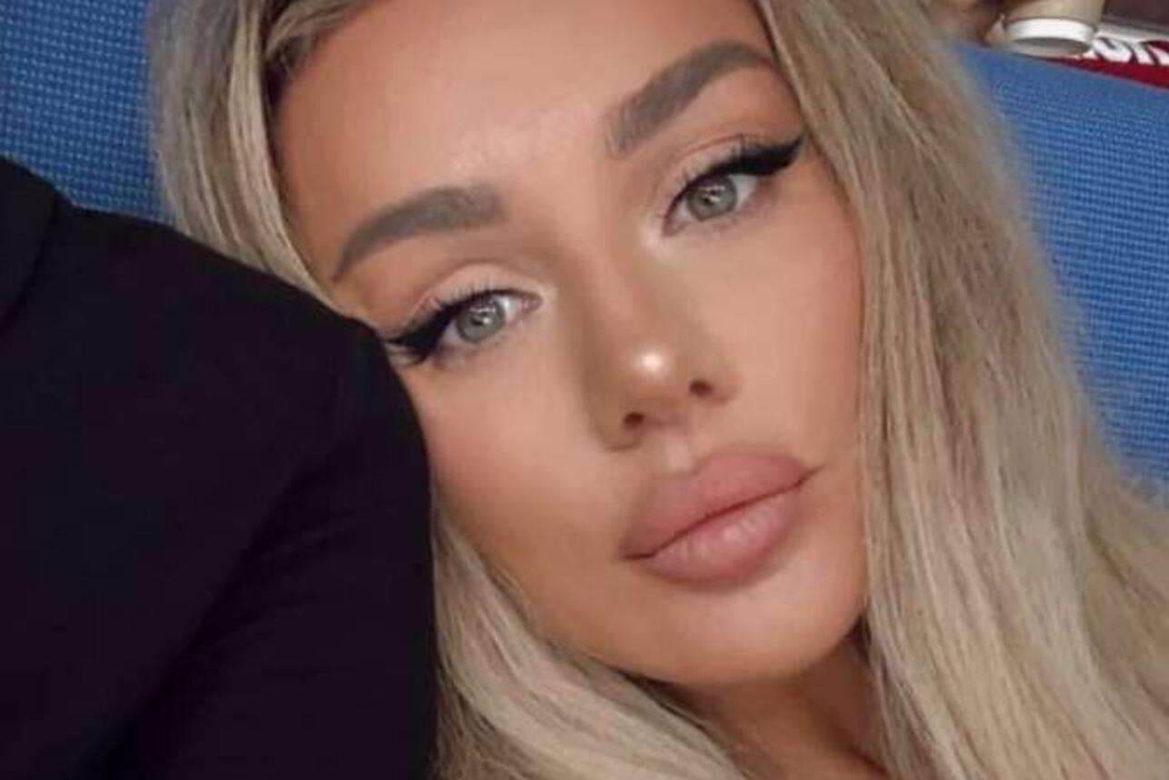 Анна Седокова с мужчиной