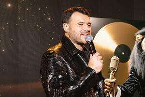Сигал, SHAMAN, Собчак и другие звезды собрались на юбилее Эмина Агаларова