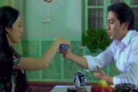 Летающая девушка