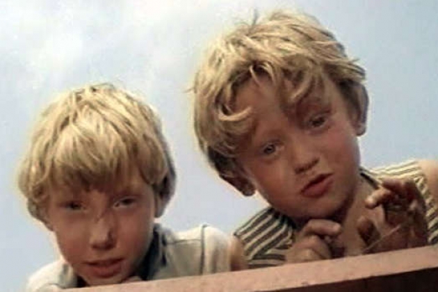 Вы Петьку не видели?