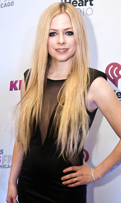 Avril Lavin Avril Lavigne Pevica Aktrisa Dizajner Biografiya Poslednie Novosti Zhizni Zvezd 7dnej Ru