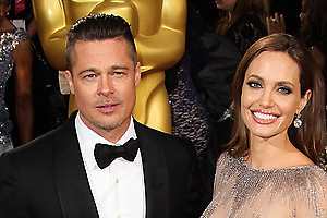 СМИ: Анджелина Джоли и Брэд Питт усыновили ребенка 